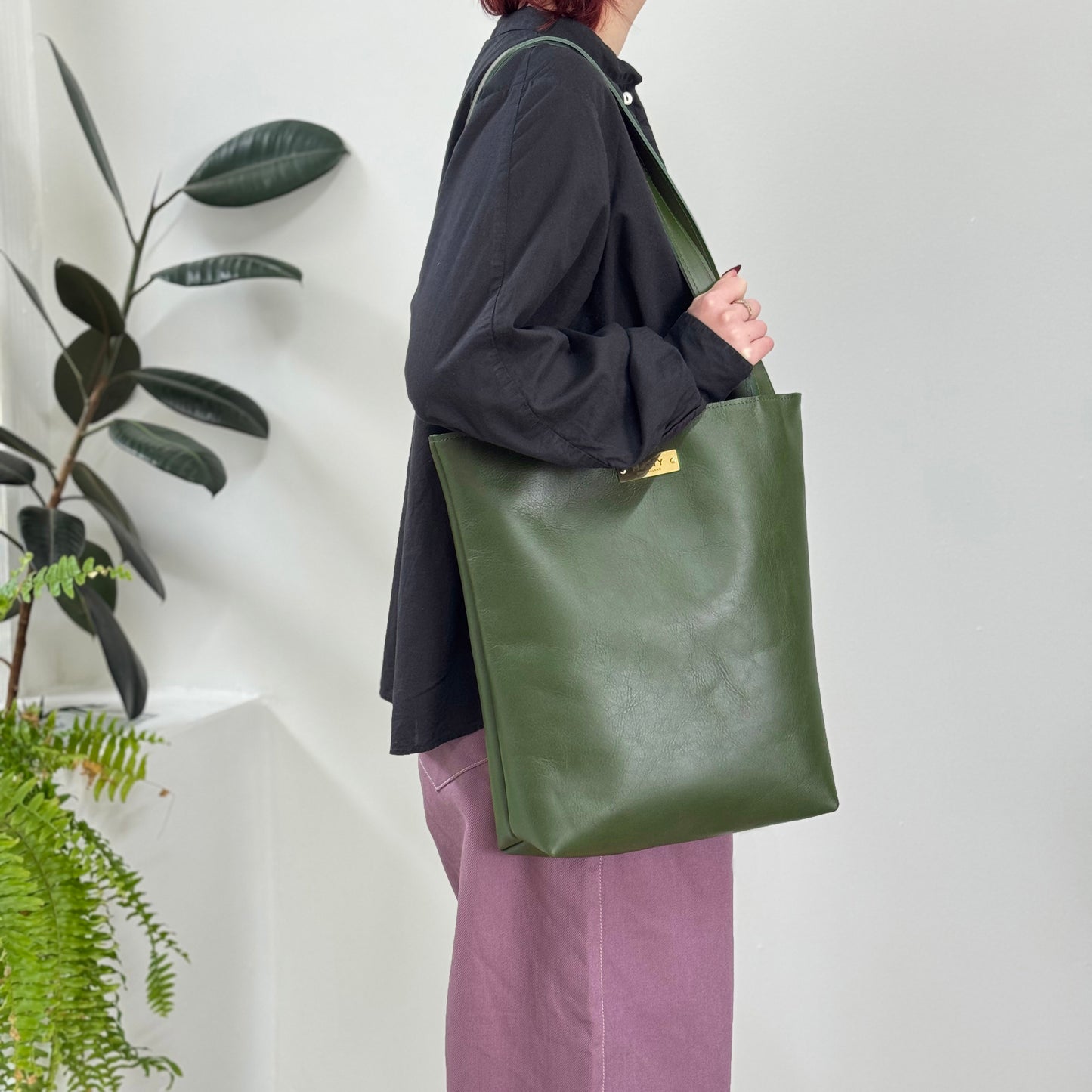 Ingrid - Greenstone