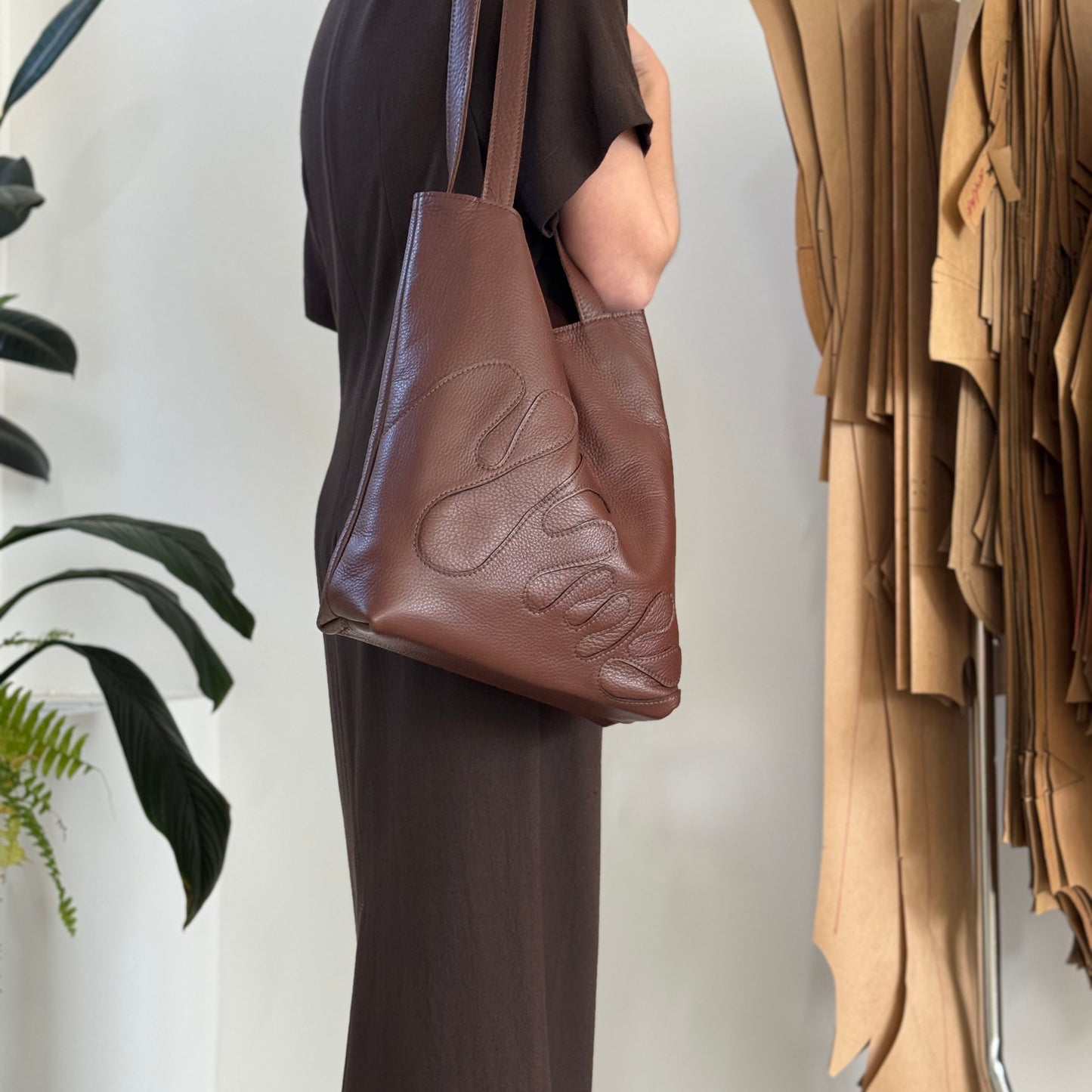 Ingrid Unraveled Tote - Espresso