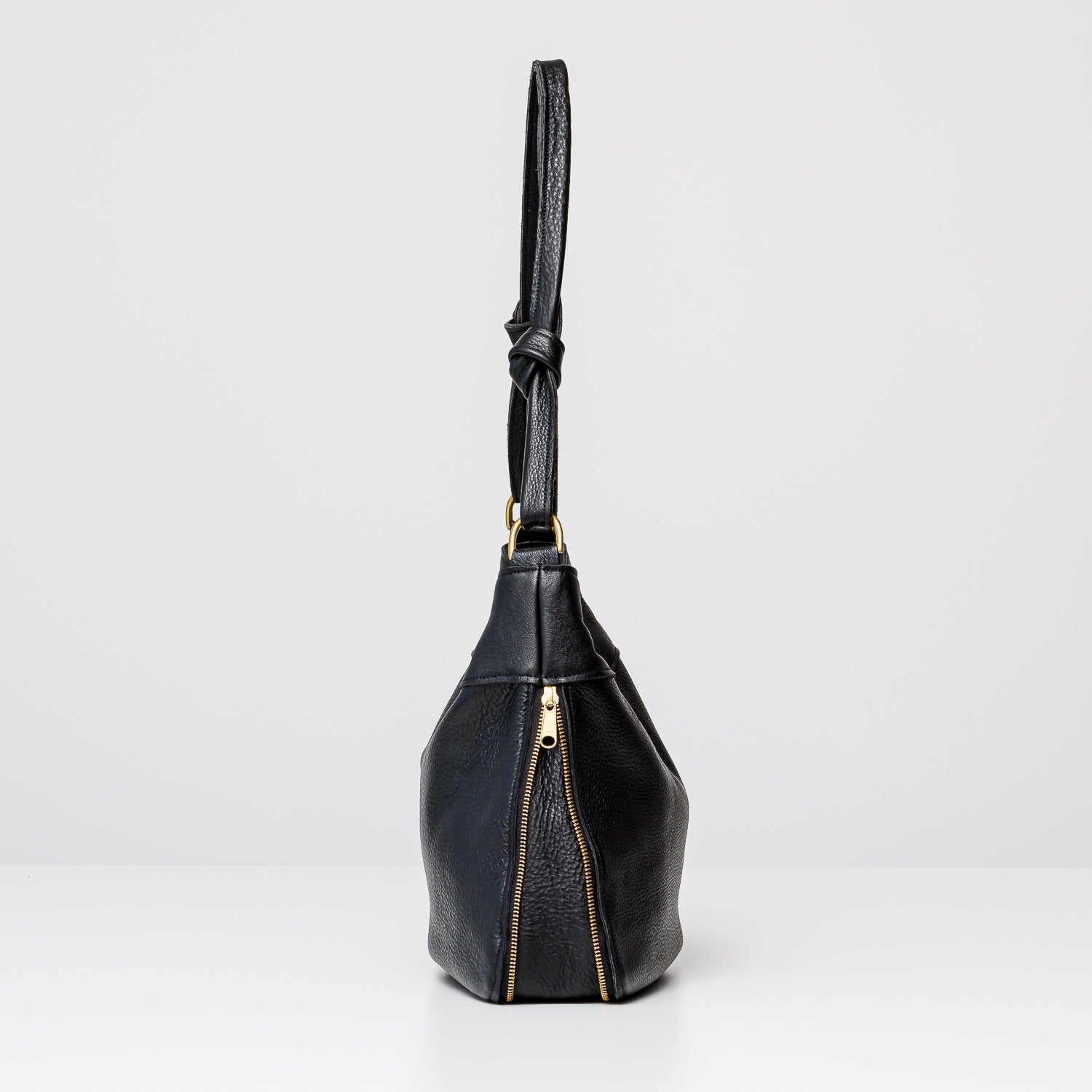 Durable and stylish handmade NZ leather bags Ophelia - Black by Mahy